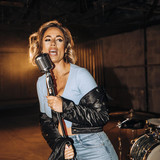 Nienke Plas profile
