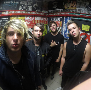 ROOM 94 Photo