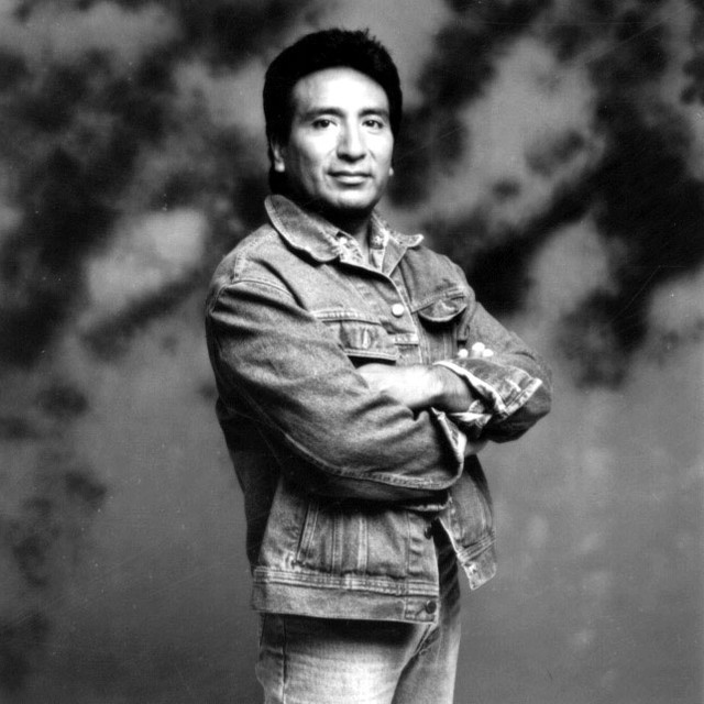 Alex Acuña Photo