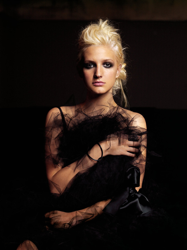 Ashlee Simpson Photo