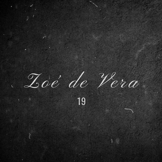Zoe Zoe Photo