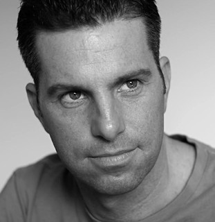 Tom Pulse Photo
