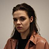 Julia Mika profile