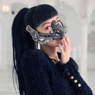 Jasmine Sokko Photo