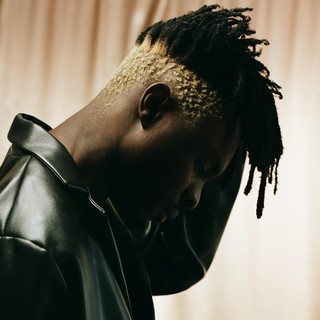 Azekel Photo