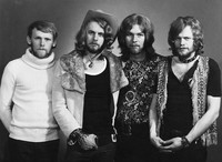 &Aacute;n &thorn;&iacute;n