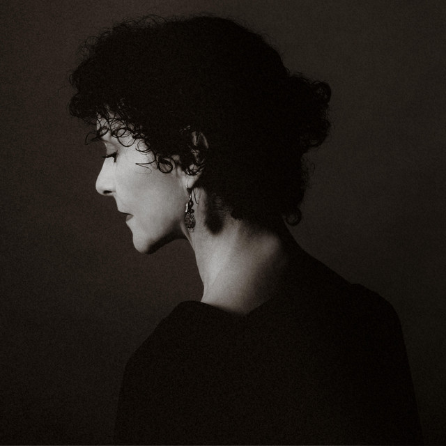 Angélique Ionatos photo