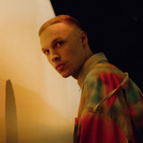 Viktor Sheen profile