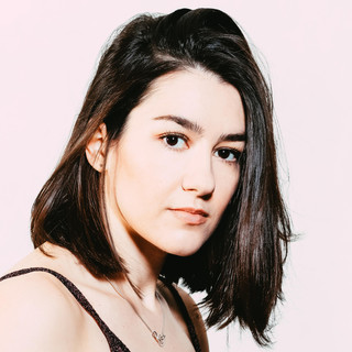 Hannah Trigwell Photo