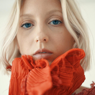 Julia Adams Photo