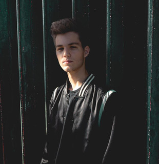 Olly Walker Photo