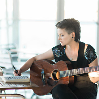 Meaghan Smith Photo