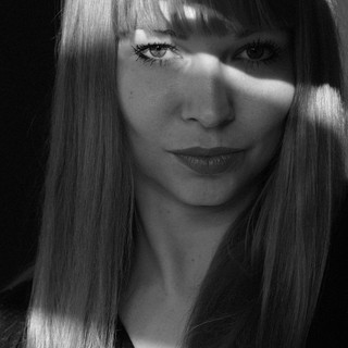 VONDA7 Photo