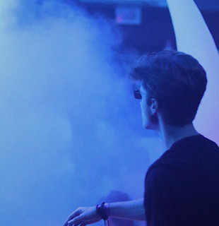 VoLt Photo