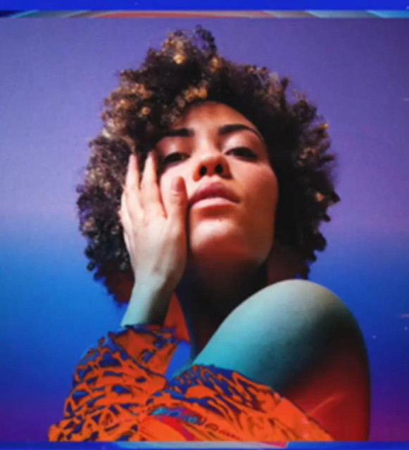 Madison McFerrin photo