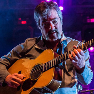 Larry Keel Photo