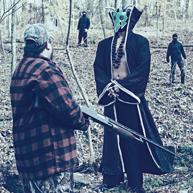 UltraMantis Black Photo